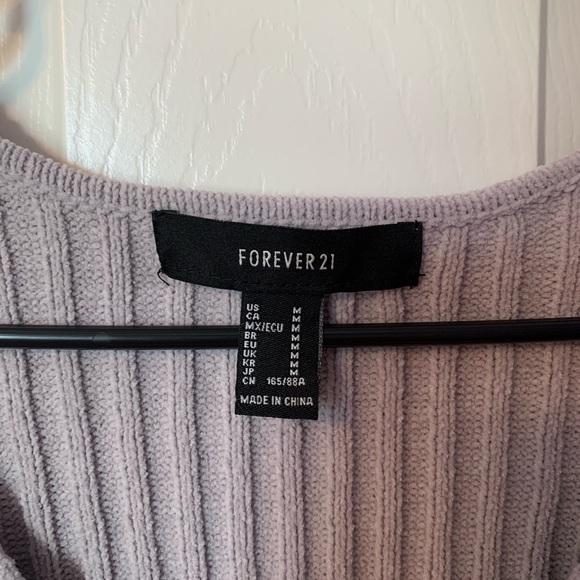 medium Forever 21 V-neck croptop sweater - Picture 2 of 3